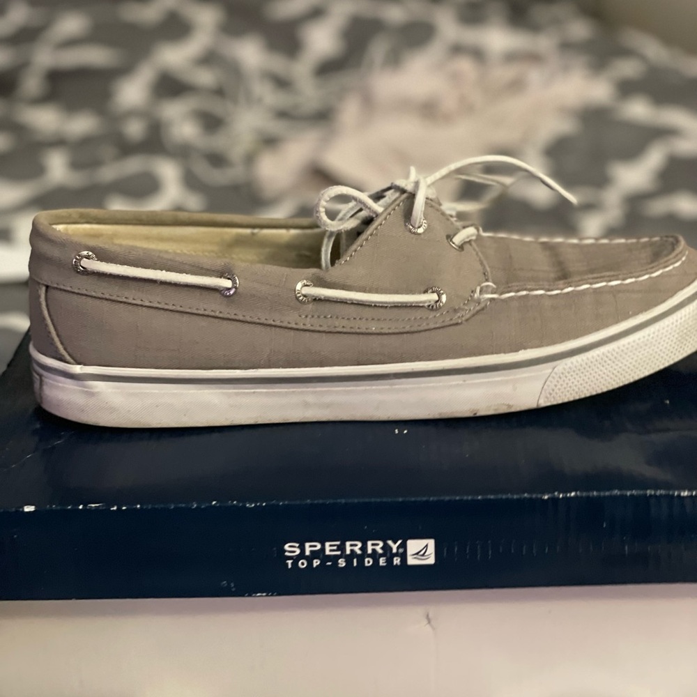 Sperry’s - Picture 4 of 4